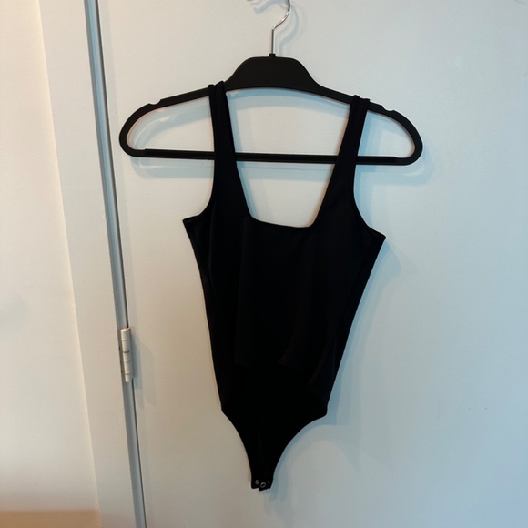 Good American Sculpting Modern Tank Bodysuit – Size 0 - Picture 8 of 8